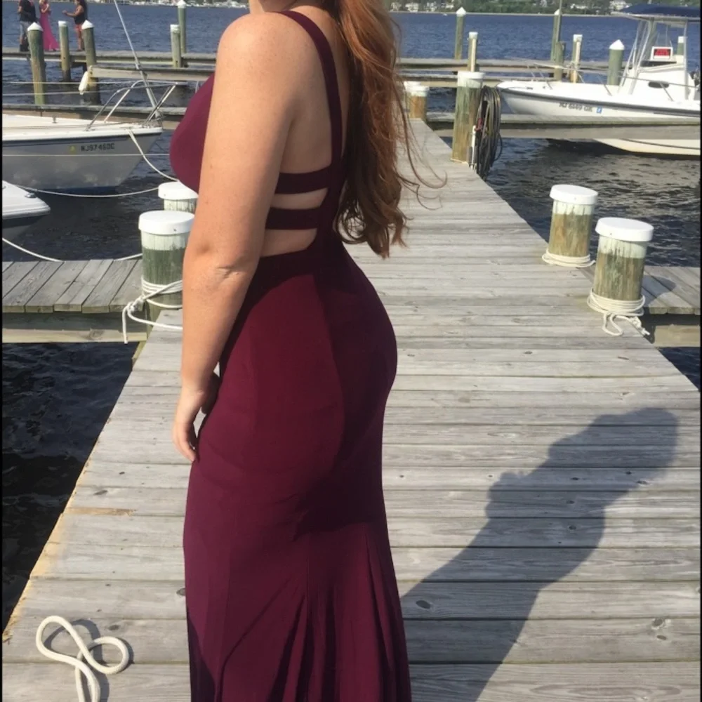 Prom Dress - Picture 2 of 5